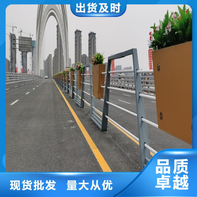 交通道路防撞护栏坚固耐腐蚀