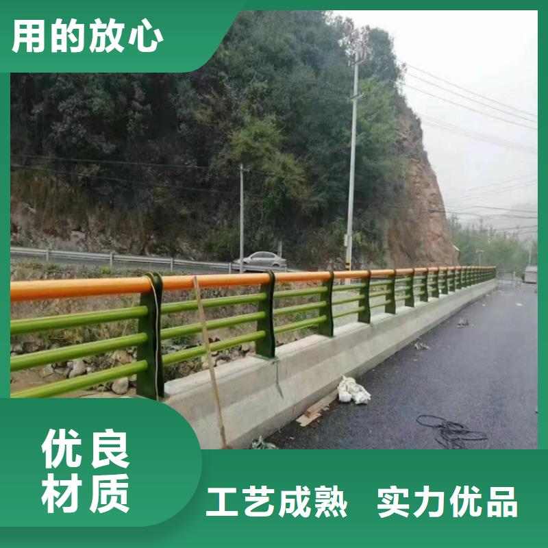 小型公路防撞立柱美观坚固