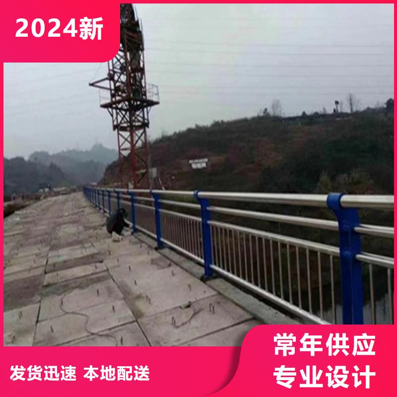 小型公路防撞立柱具有较好的耐磨性