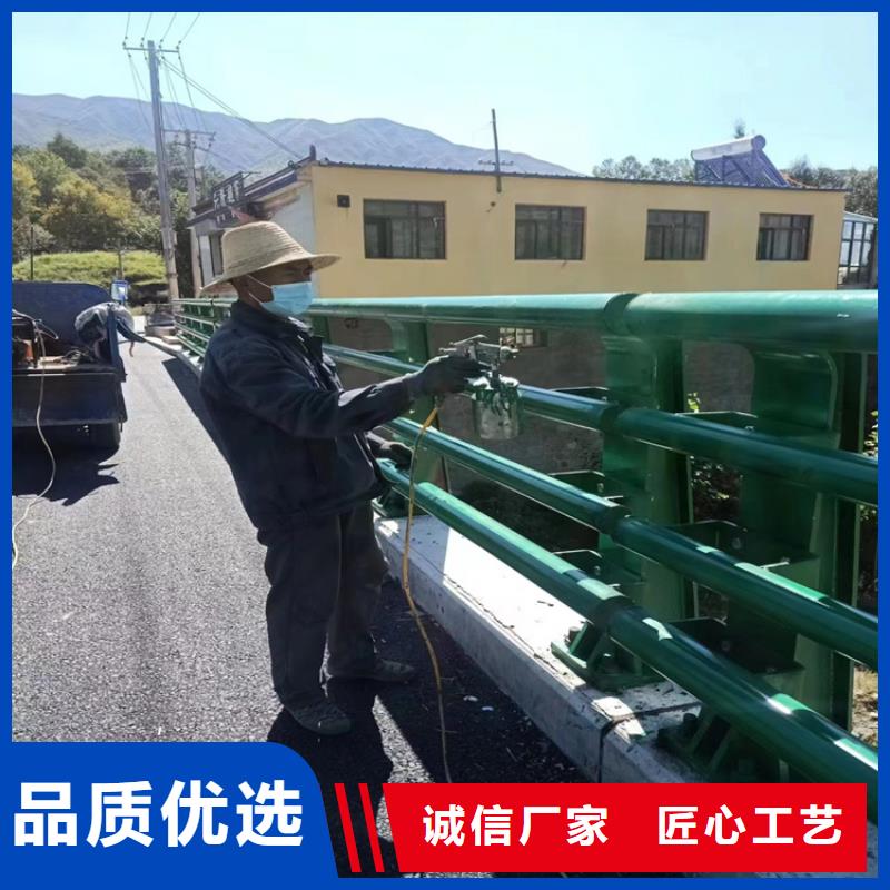 道路防撞护栏厂家，规格全