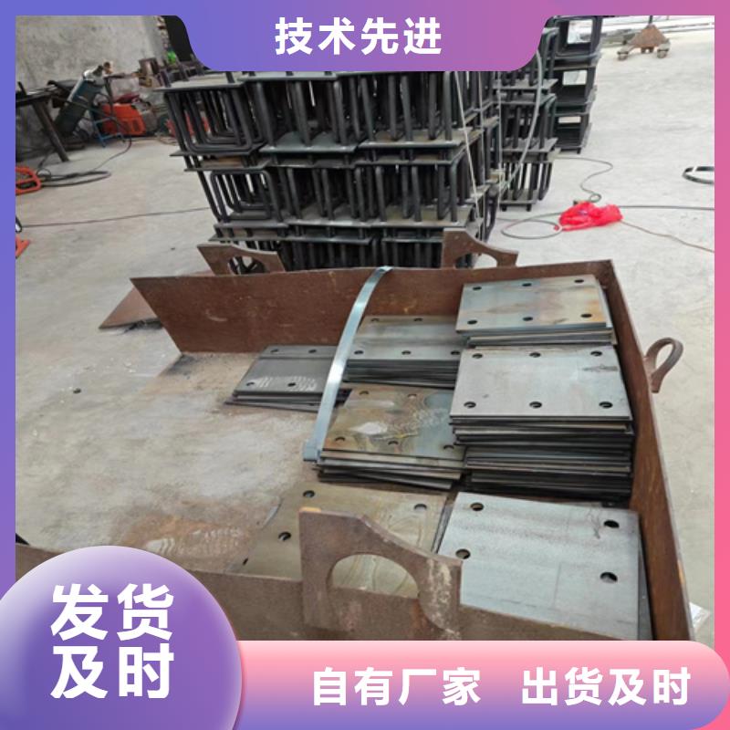 优选：公路防撞护栏工厂