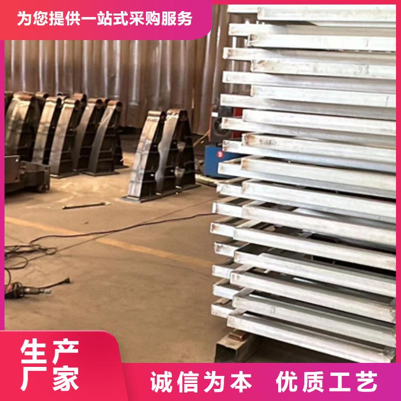 护栏1钢丝绳护栏厂产品细节参数