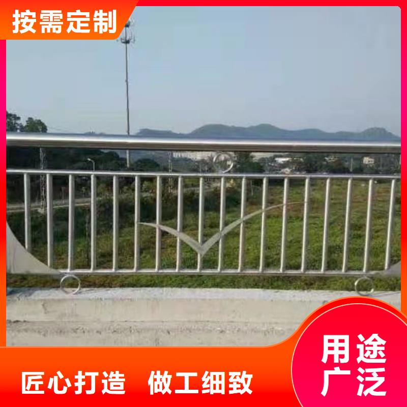 道路护栏热镀锌立柱用心制造