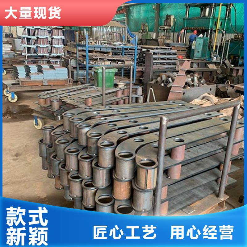 新型防撞护栏价格-定制_神龙金属制造有限公司