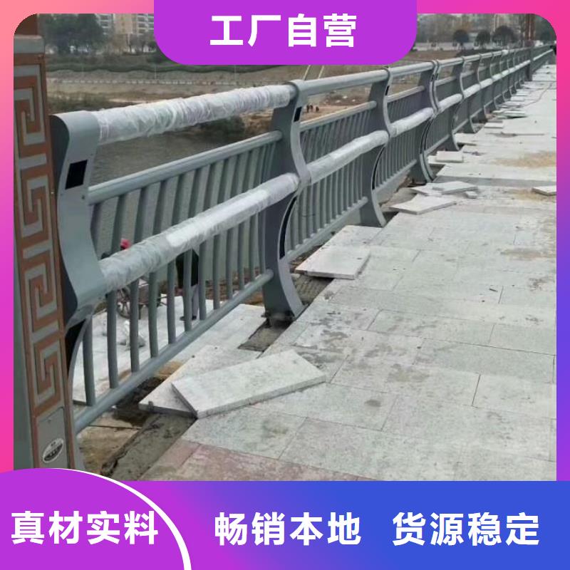 公路灯光护栏队伍