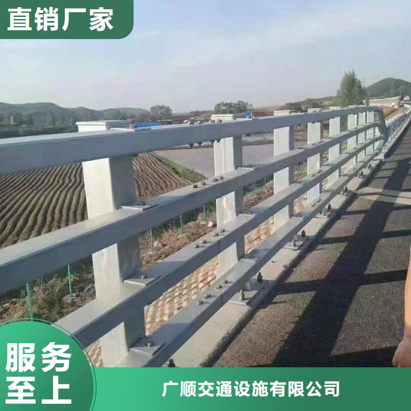 优选：波形公路护栏