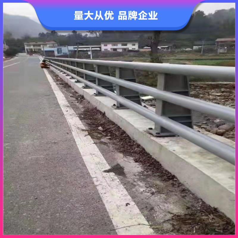 批发公路防撞护栏多少钱1m的基地