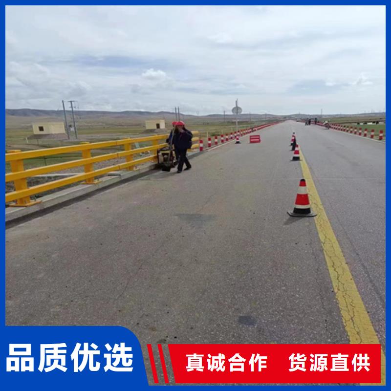 道路栏杆种类齐全