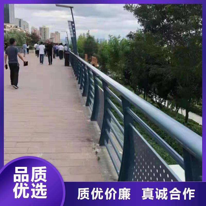 木纹转印河道护栏合格才出厂