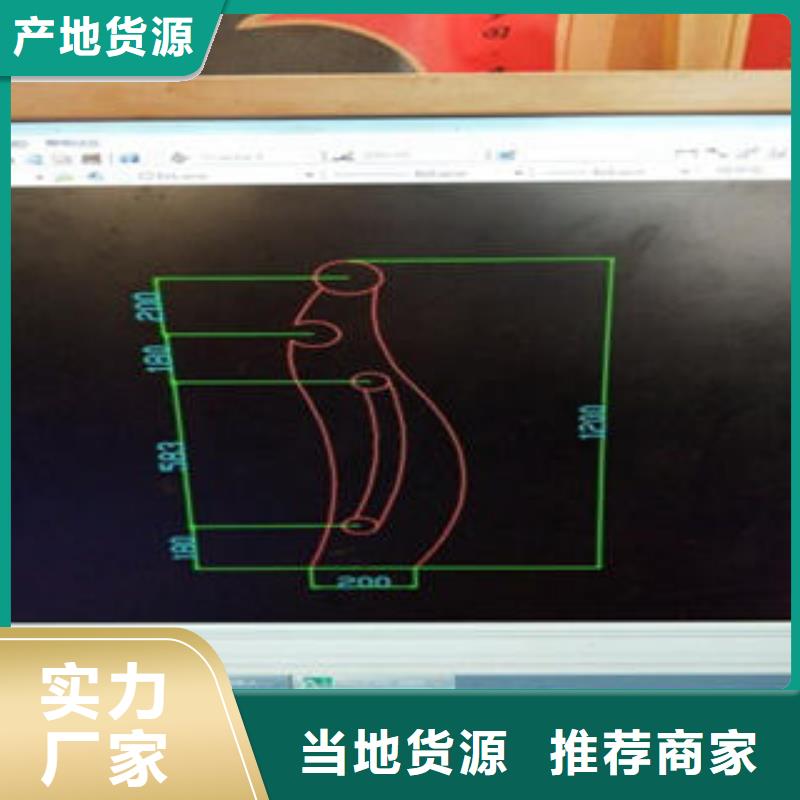 道路隔离栏杆不锈钢复合管护栏批发价格产品细节参数