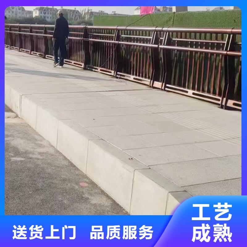 铝合金栏杆拥有先进的设备